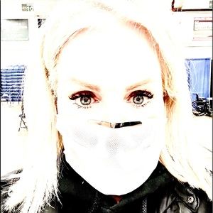 Meet your Posher, Beatrice